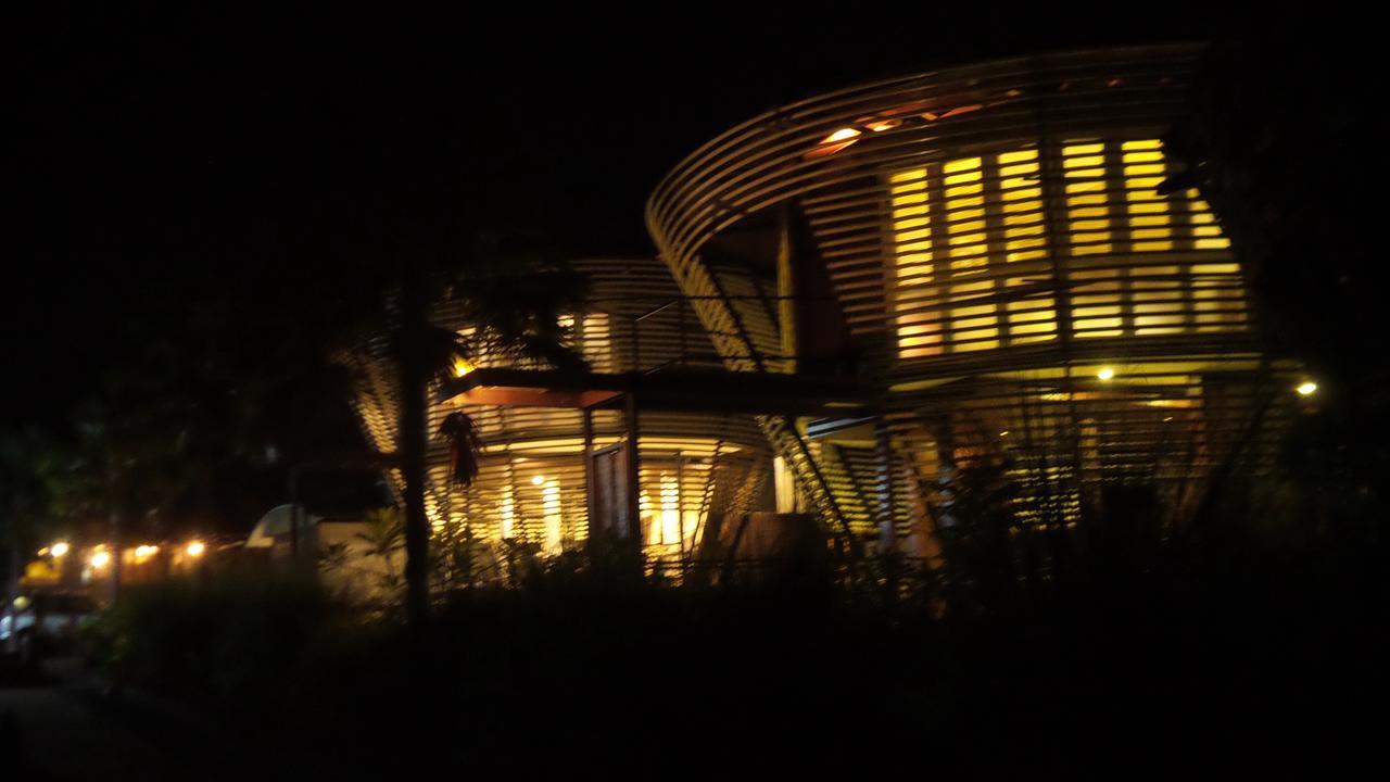 Hotel Bali Umah Tinjung Tulamben Esterno foto