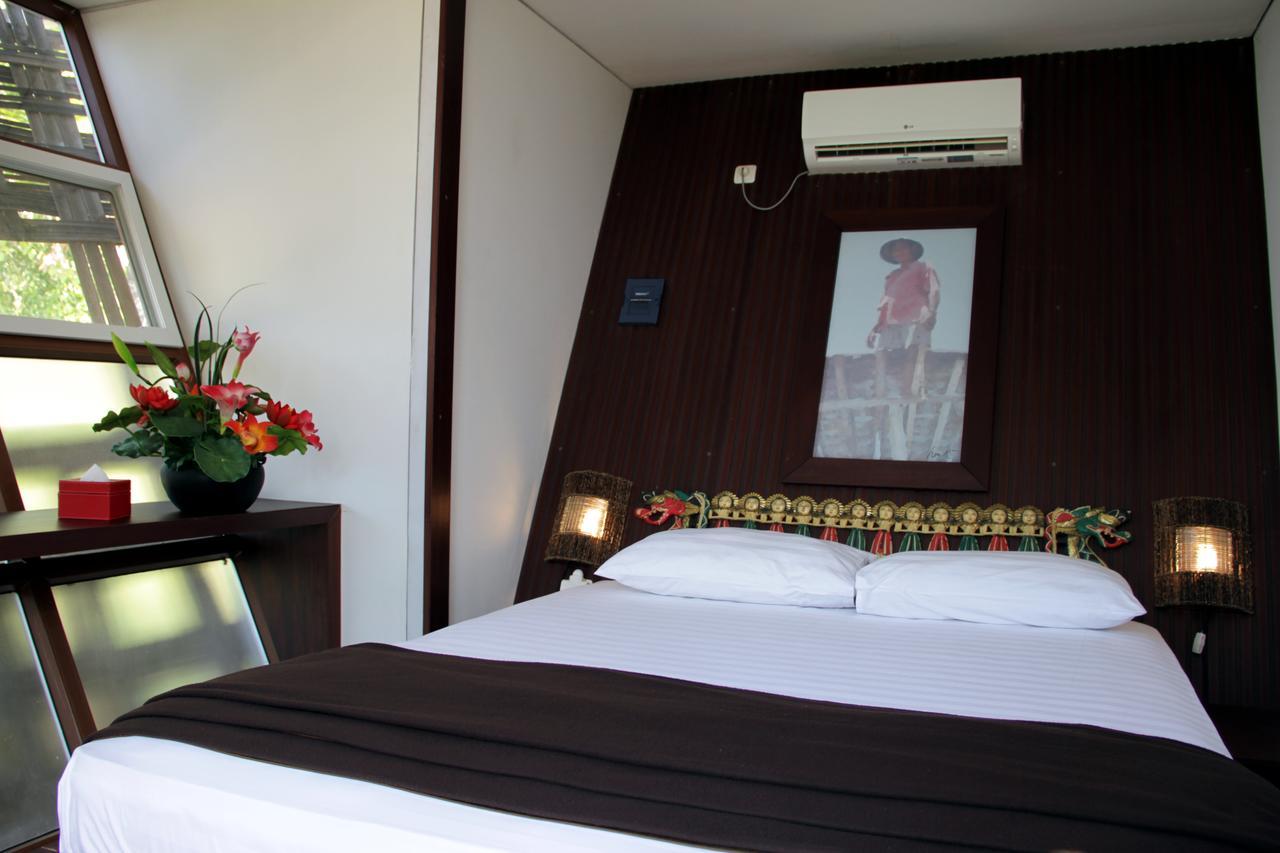 Hotel Bali Umah Tinjung Tulamben Esterno foto